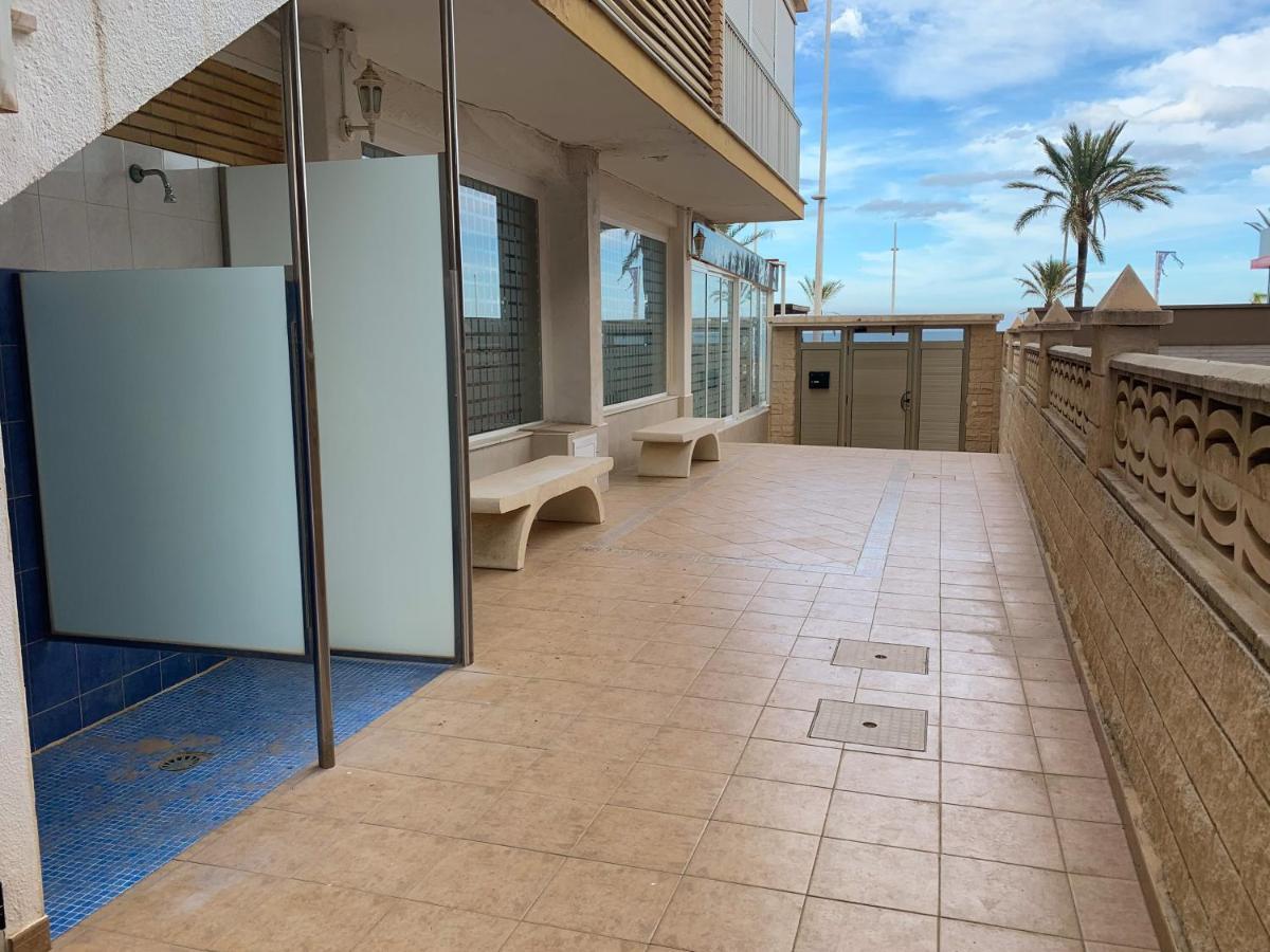 Apartamento Beatrix, Primera Linea, Con Aparcamiento Apartment กันดิอา ภายนอก รูปภาพ